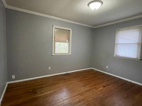 5th image of 2332 Ashley Dr