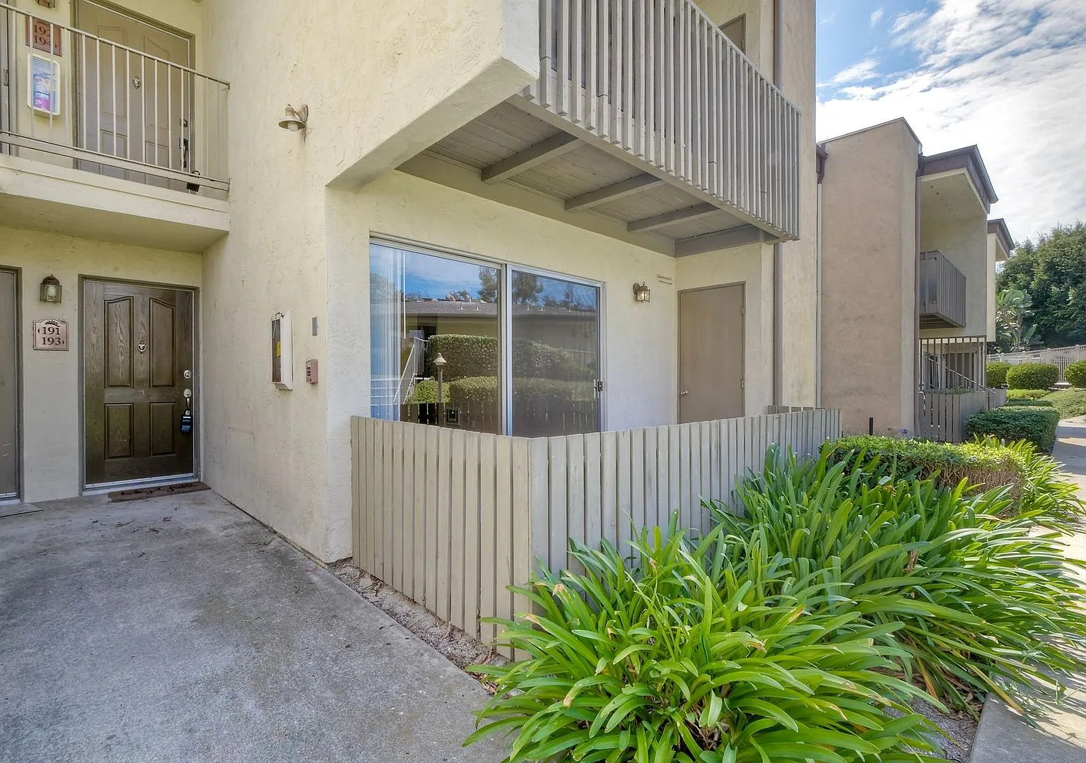 2024-042 432 Edgehill Lane Unit 193 — Photo 3