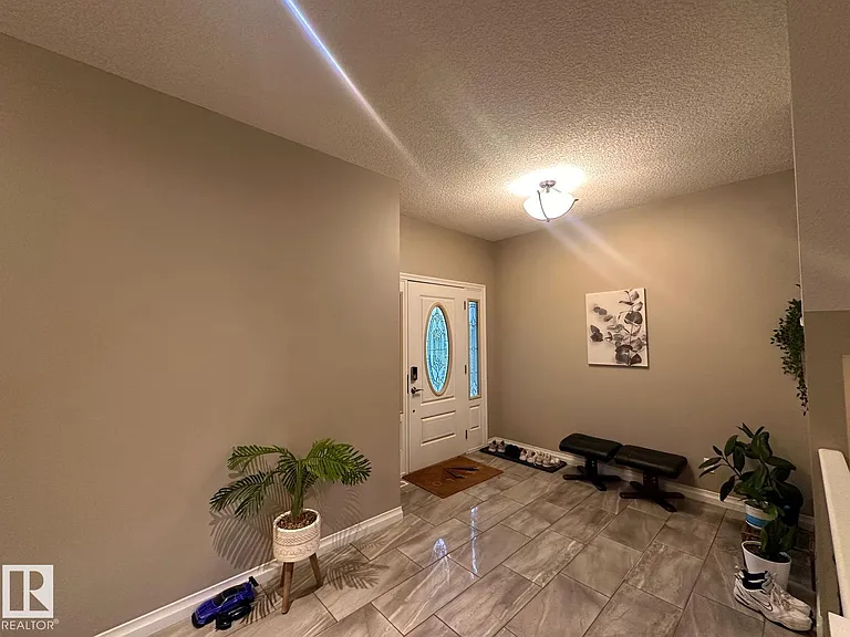 3571 Cherry Lndg SW — Photo 2