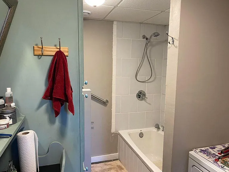 4410 Dogwen Rd — Photo 10