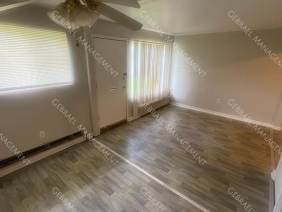 3rd image of 18515 Hoover St APT 5