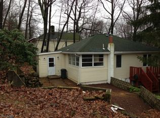 11 Hillside Ave, Hopatcong Boro, NJ 07843