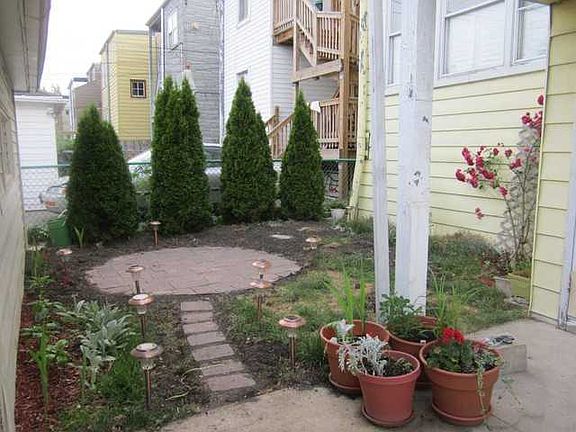 3rd image of 4937 N Monticello Ave #1