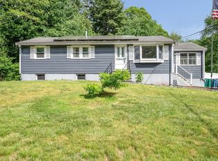 4 Governor Saltonstall Rd, Billerica, MA 01821