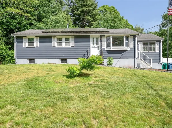 4 Governor Saltonstall Rd, Billerica, MA 01821