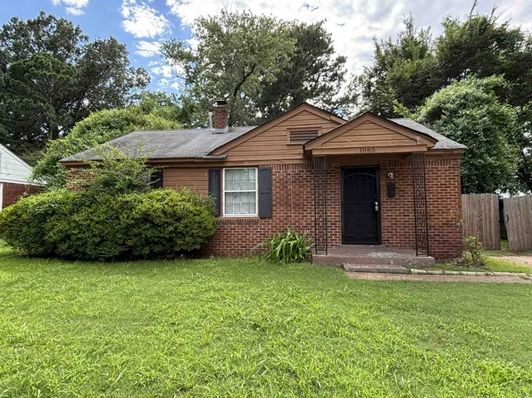 1065 Larry Ln, Memphis, TN 38122