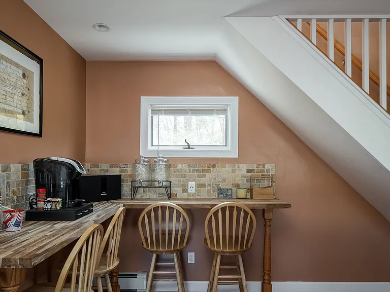 13 Sheridan Rd — Photo 10