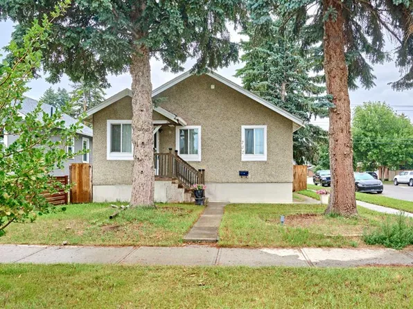 702 S 17th Ave NW, Calgary, AB T2M 0N7