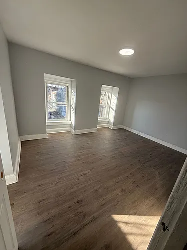 106 N 6th St #3 Photo 1
