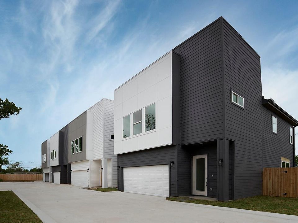 1st image of 5123 Larkspur St #B