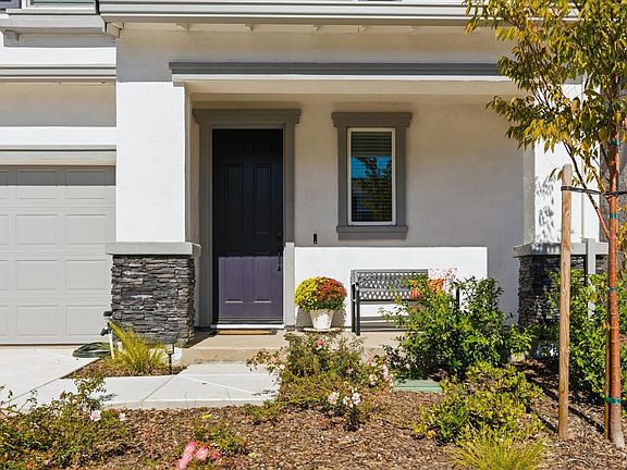 3rd image of 2060 Brown St