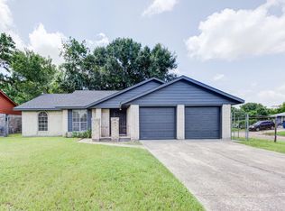 2035 Deerhurst Ln, Houston, TX 77088