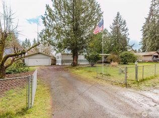 120 NE Larson Lake Ln, Belfair, WA