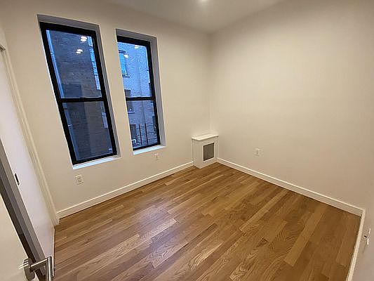 4th image of 304 10th St #298-21