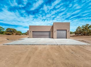 18 Fonda Ct, Santa Fe, NM 87508