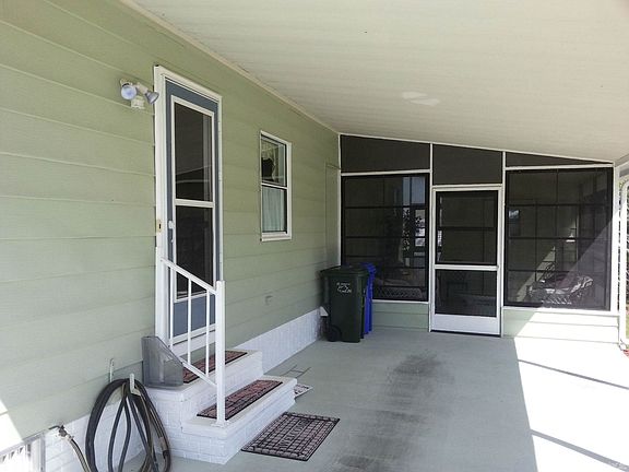 Florida Room and Kitchen Entrance