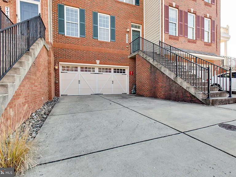 7757 Crystal Brook Way — Photo 4