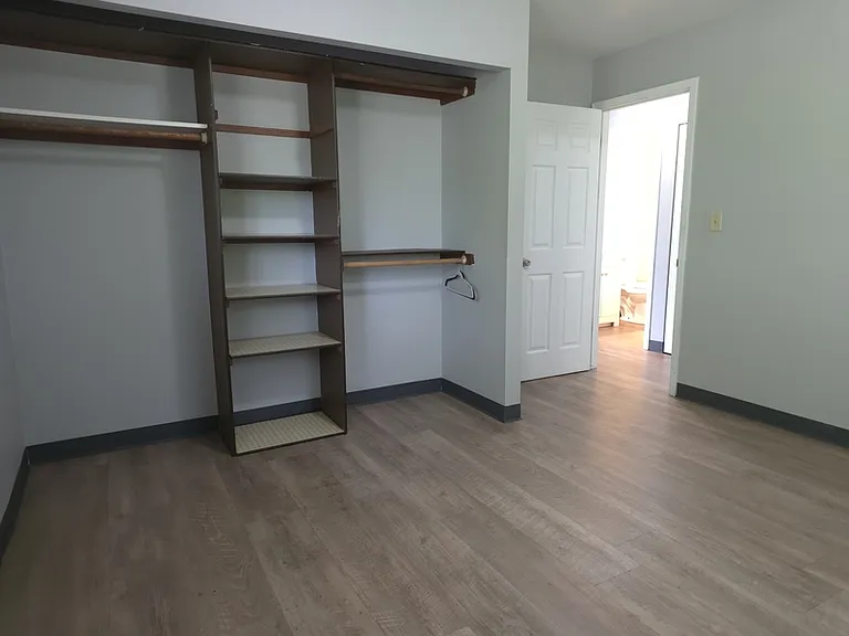 348 E Marquette St #5 — Photo 15