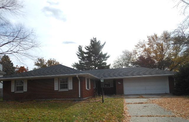 1st image of 2220 Mayflower Dr