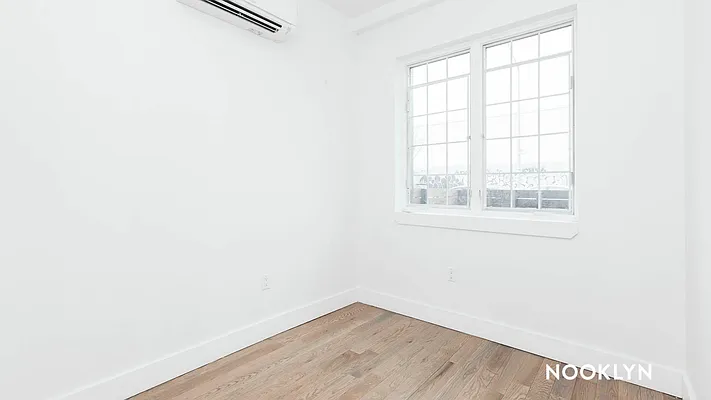 Rented by Nooklyn NYC LLC | media 23