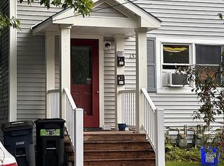 137 Woodlawn Rd, Burlington, VT 05408