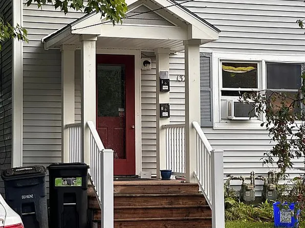 137 Woodlawn Rd, Burlington, VT 05408