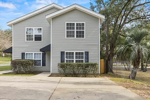 735 Putnam Dr #1 Photo 1