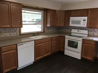 216 Buckeye St, Dover, OH