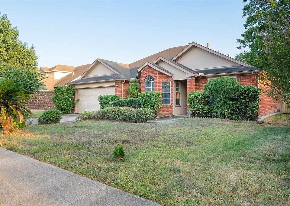 1st image of 18715 Haughland Dr
