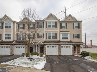 14 Lumber Ln, Mount Ephraim, NJ 08059