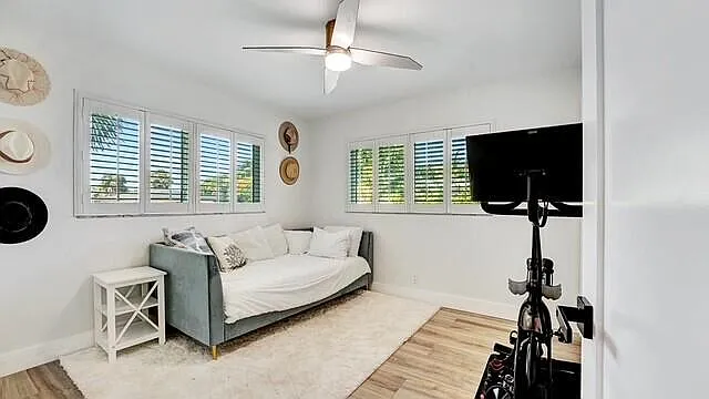 722 SW 28th Ave — Photo 29