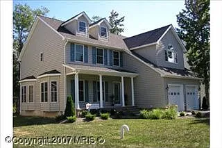 204 Chenowith Dr photo 1