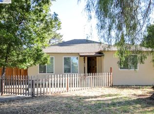 622 E Main St, Ripon, CA 95366