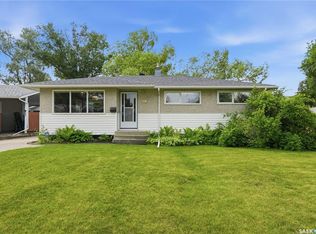 52 Tucker CRESCENT, Saskatoon, SK S7H 3H5