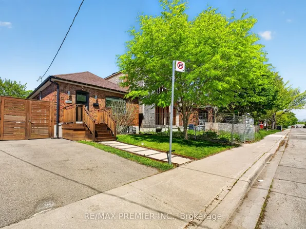 154 5th St, Toronto, ON M8V 2Z7
