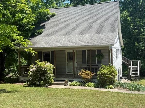 276 Plaza Dr, Wilkesboro, NC 28697