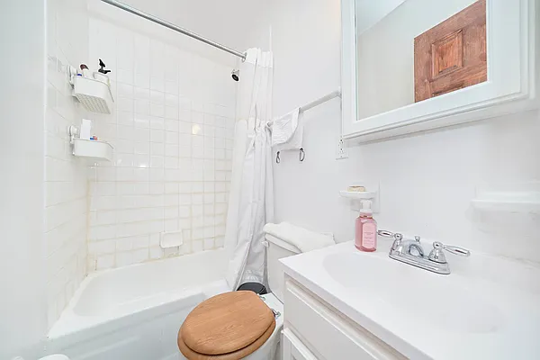 Rented by Living New York | media 6