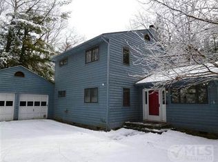 38 Pond Rd, Woodstock, NY 12409