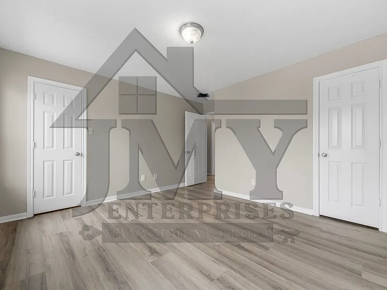 2530 Aldon St — Photo 58