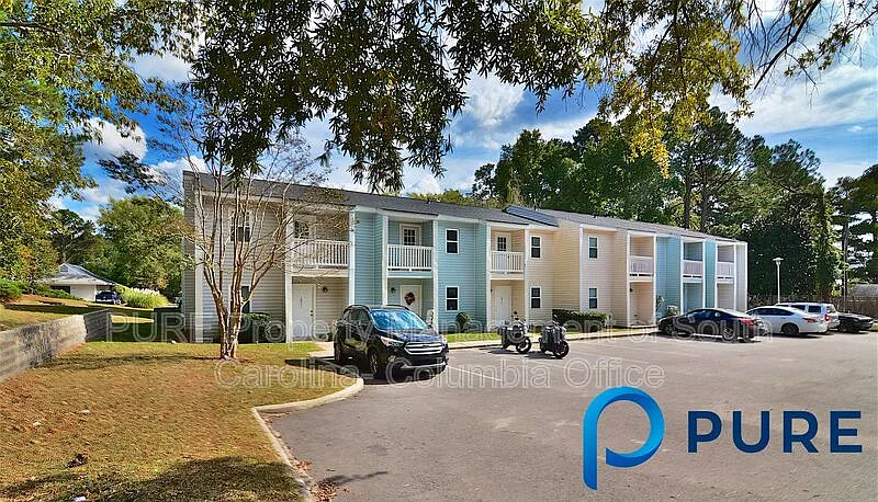 2 bed, 1.5 bath, 1196 sqft, $1,125 — Photo 2