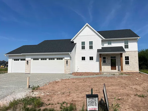 2586 N Stellita Cir, De Pere, WI 54115