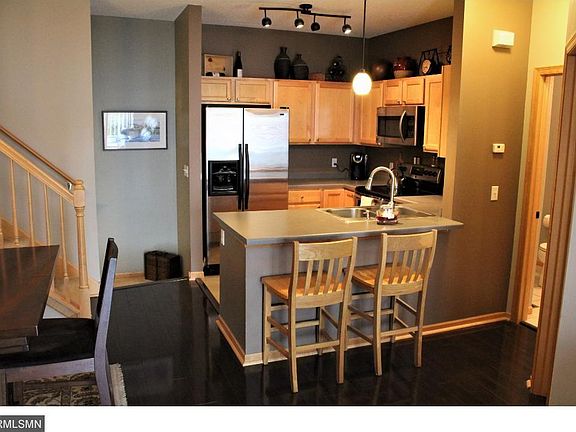 3rd image of 3602 Abercrombie Ln