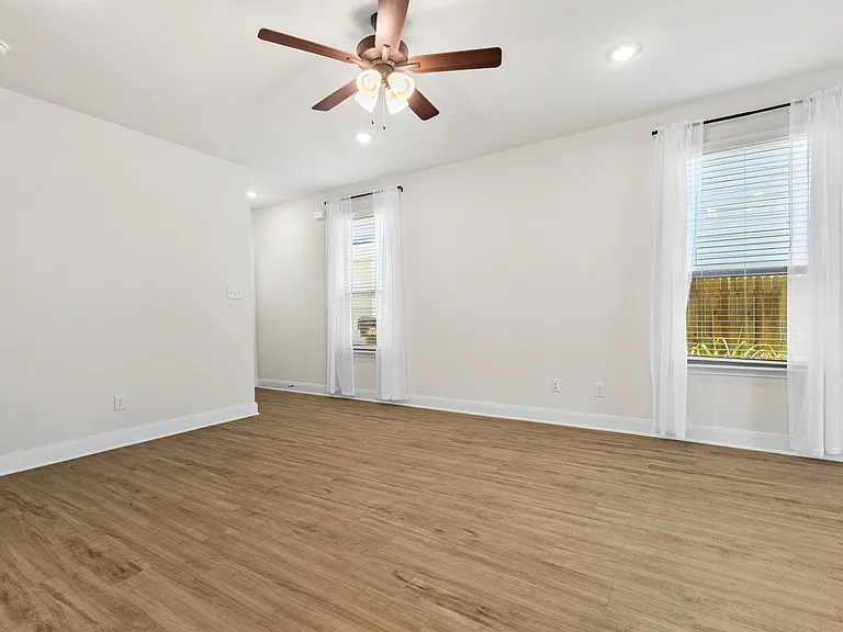 7615 Gramercy Way #102 — Photo 3