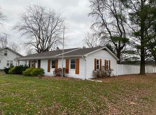 513 S Main St, Woodlawn, IL 62898