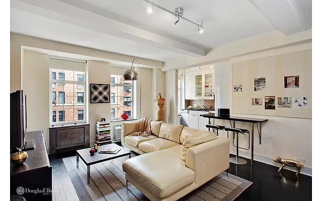 Rented by Douglas Elliman | media 31