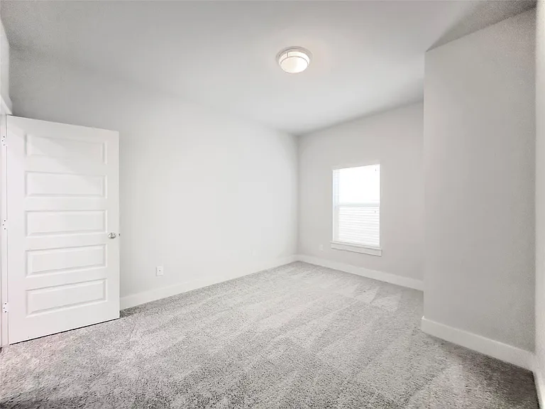 1602 Westside Gardens Ln — Photo 18