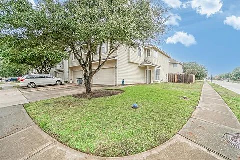 1st image of 12439 Oriole Lake Way