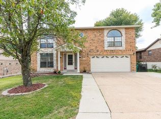 3 Wampler Dr, Arnold, MO 63010