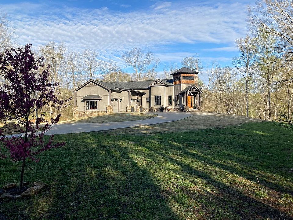 2nd image of 1209 Emerson Rd