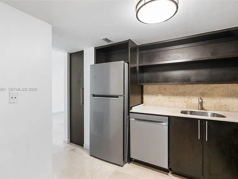 800 West Ave #336 — Photo 4